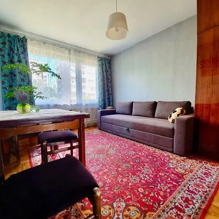 Clean And Spacious 2 Bedroom In Appartement